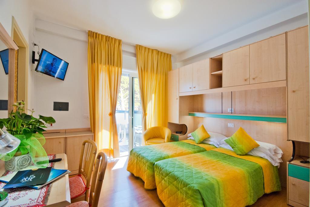 Hotel Gimm Bibione Værelse billede