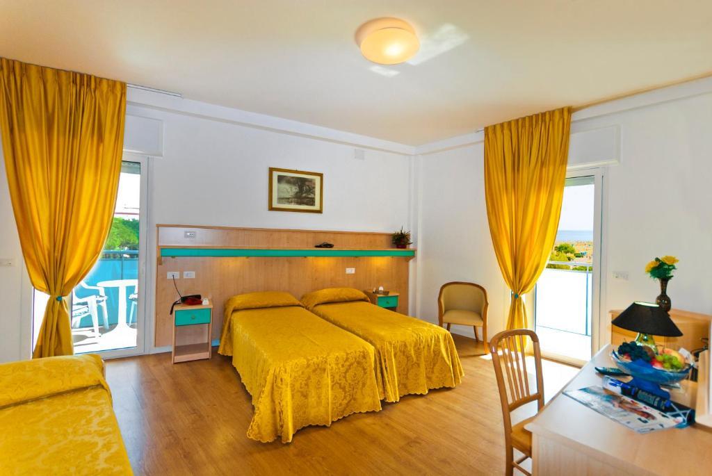 Hotel Gimm Bibione Værelse billede