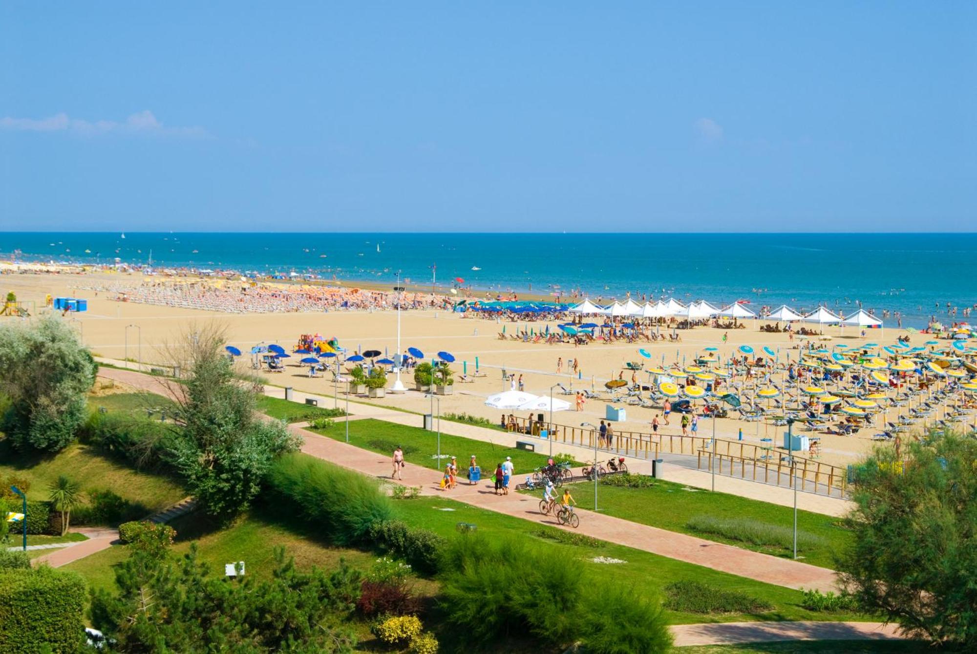 Hotel Gimm Bibione Eksteriør billede