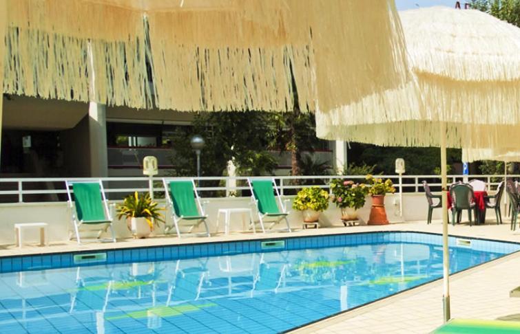 Hotel Gimm Bibione Eksteriør billede